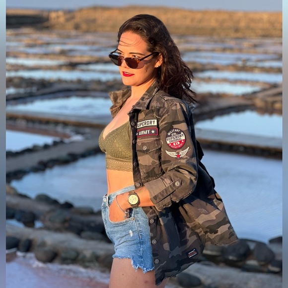 Meet your Posher, Mayelis - Picture 11 of 14